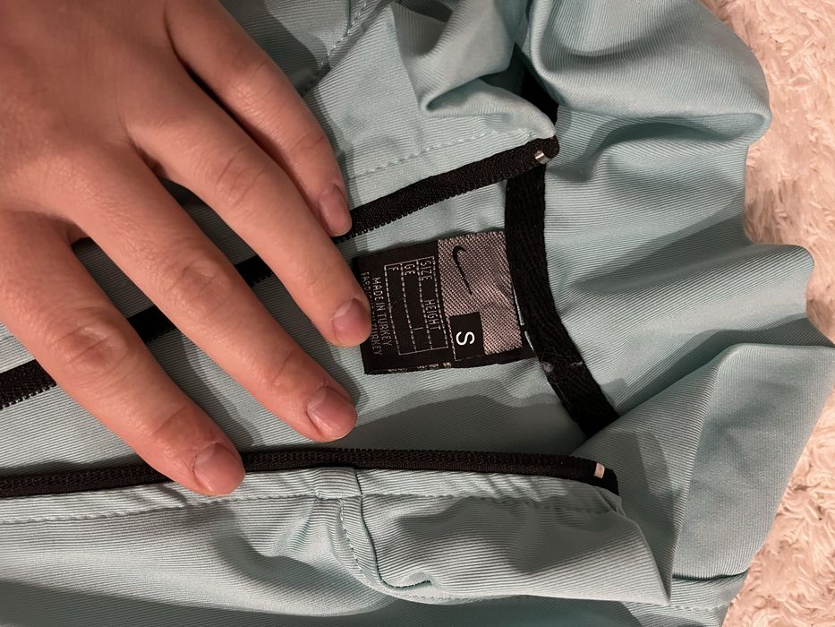 Спортивна кофта nike