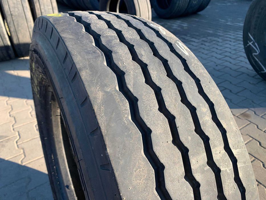 265/70R19.5 Opona PIRELLI ST01 Naczepa ST 01