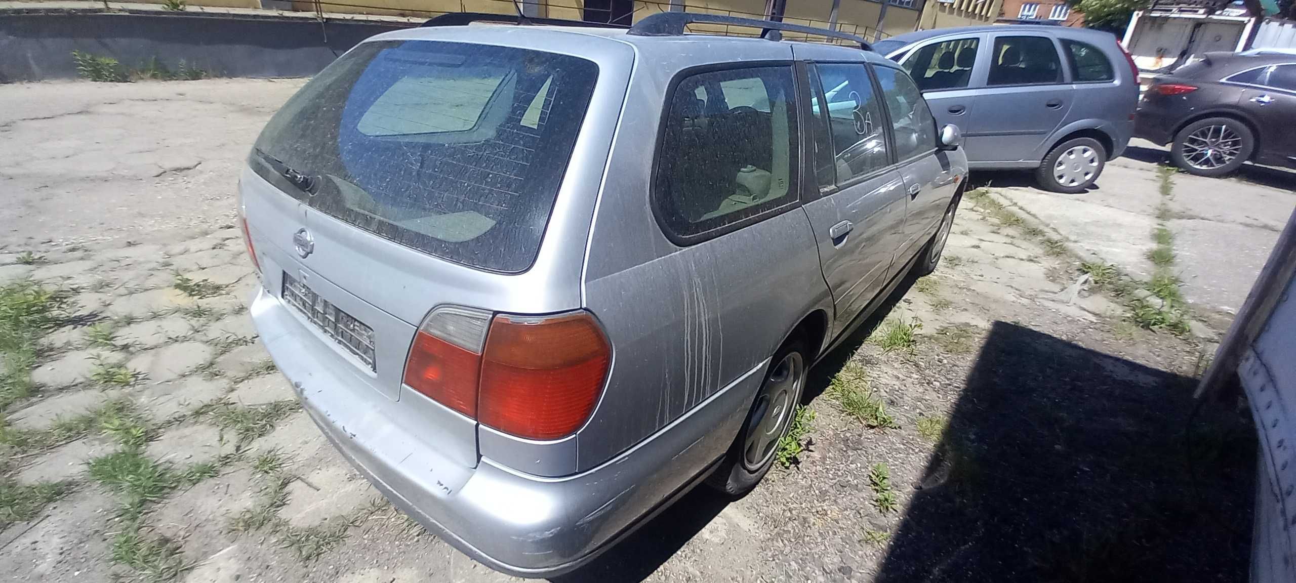 *1999 Nissan Primera P11 2.0 TD 90KM CD20T kolor KL0 Silnik części