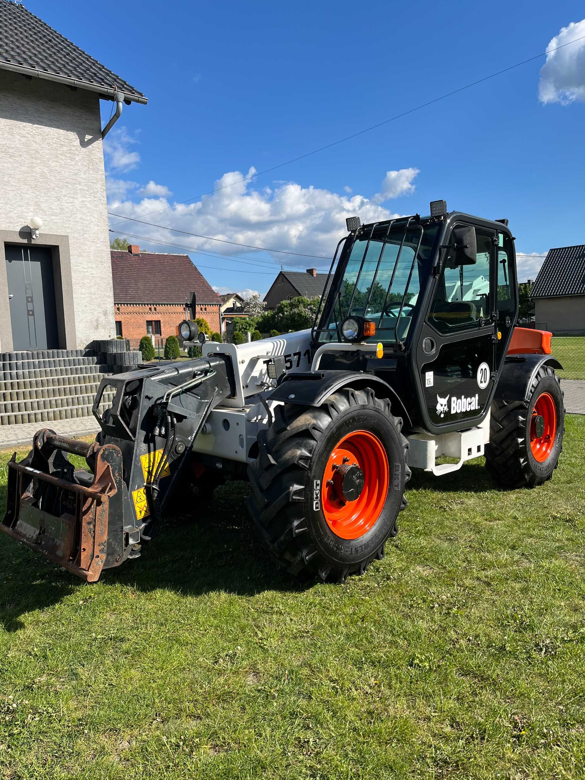 Ładowarka teleskopowa BOBCAT T3571L Rok 2009 Klima