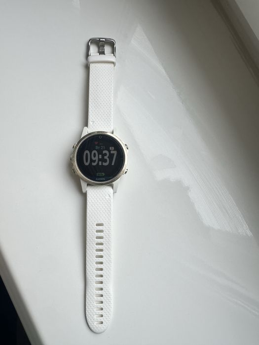 Garmin Fenix 5S sapohire 42 mm white