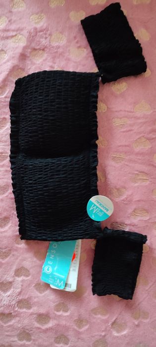 Топ жатка . Черный. Со съёмным рукавами. Размер с-м .