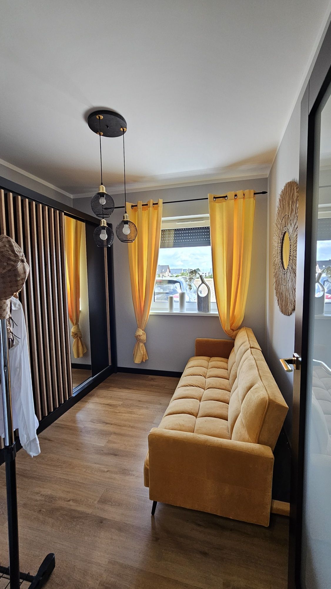 Sprzedam Apartament z Ogrodem w zab. Szeregowej