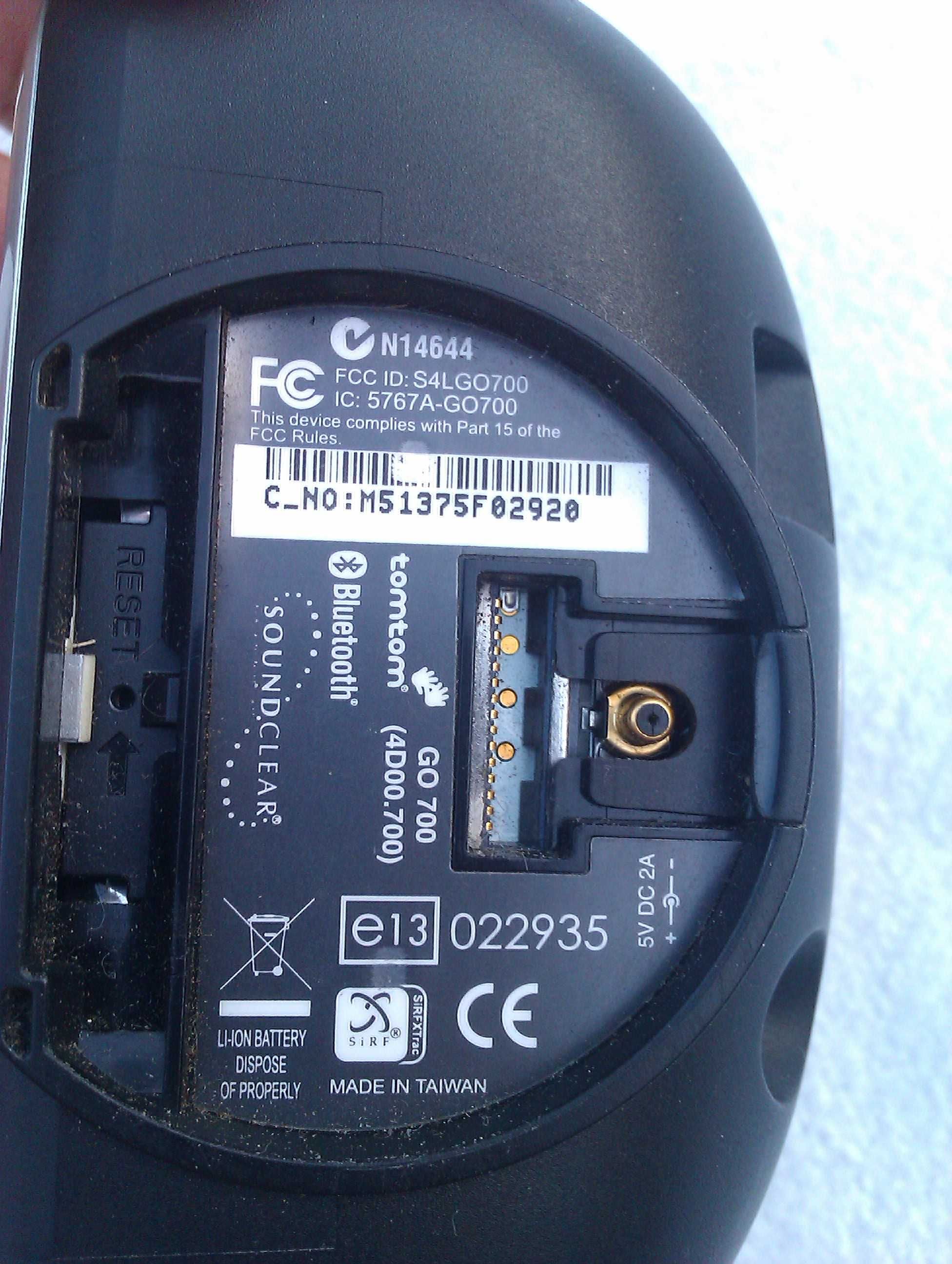 GPS Tomtom Go 700, com estojo e carregador.
