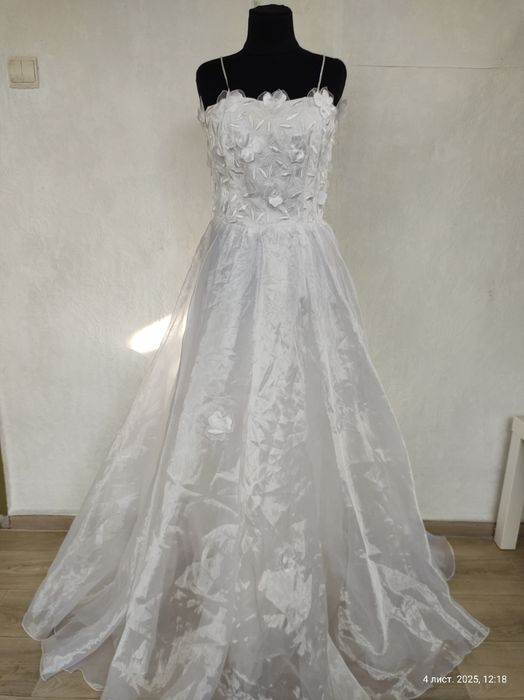Вінтажна весільна сукня