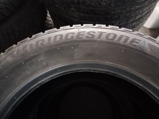 Bridgestone Blizzak 215/60/R16 Zima