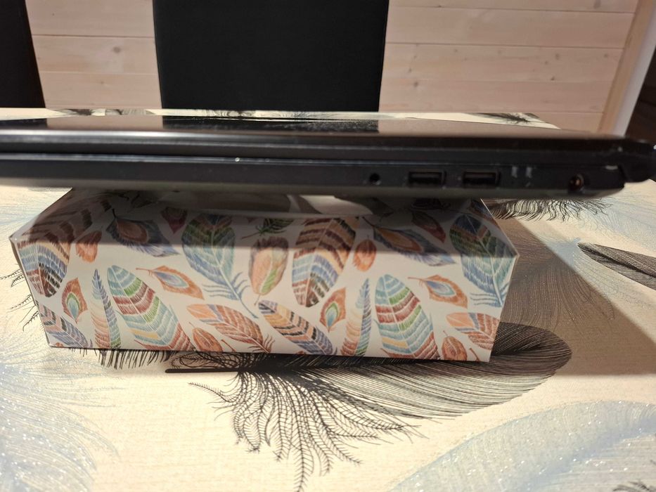 Laptop Acer Aspire 7 A717-71G-568Z