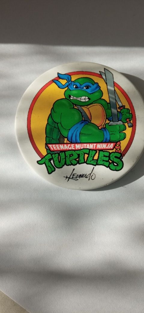 Przypinka turtles studio mirage z 1992 r