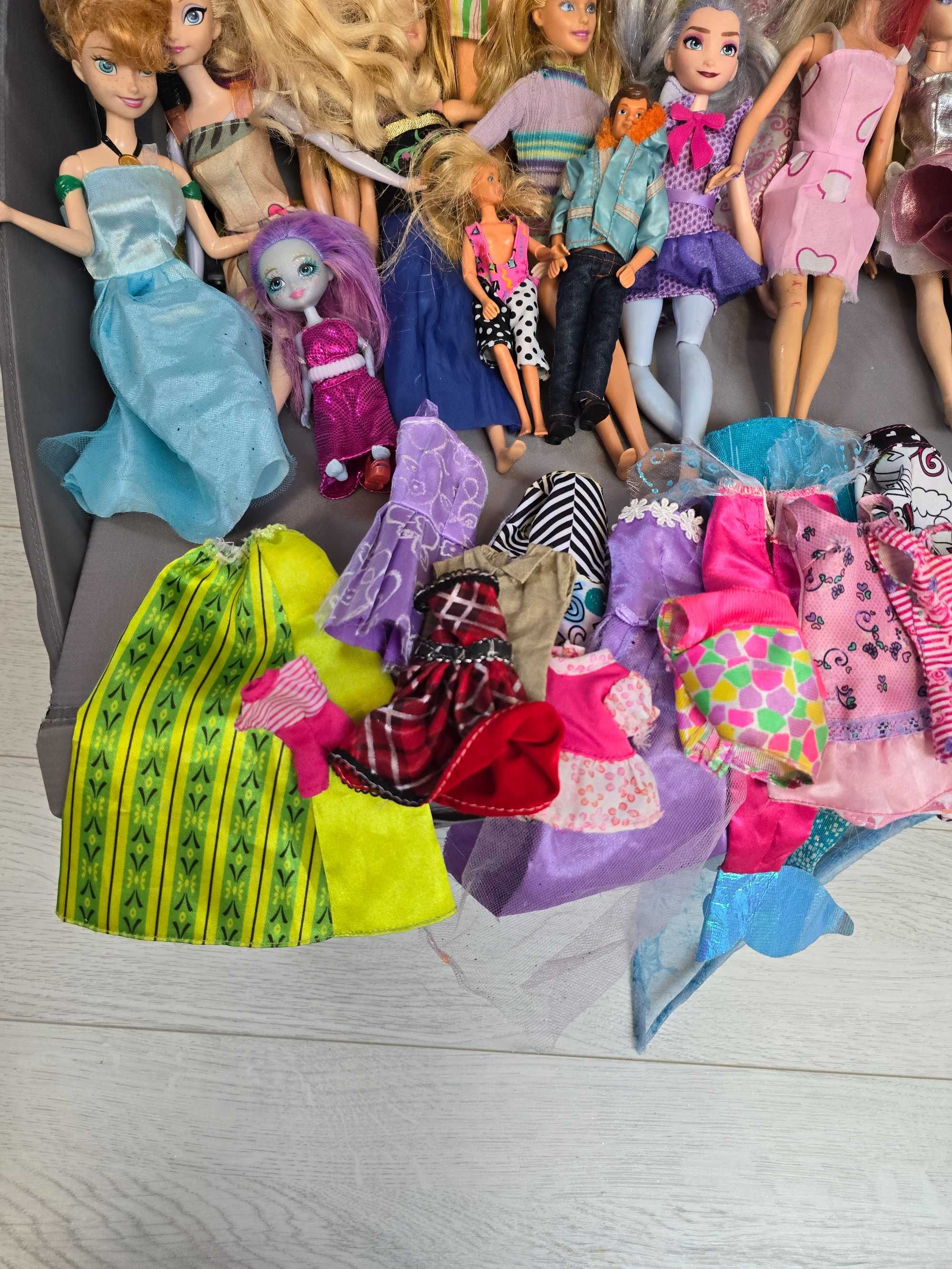 Mega zestaw lalek Barbie Elsa, Anna, ubranka