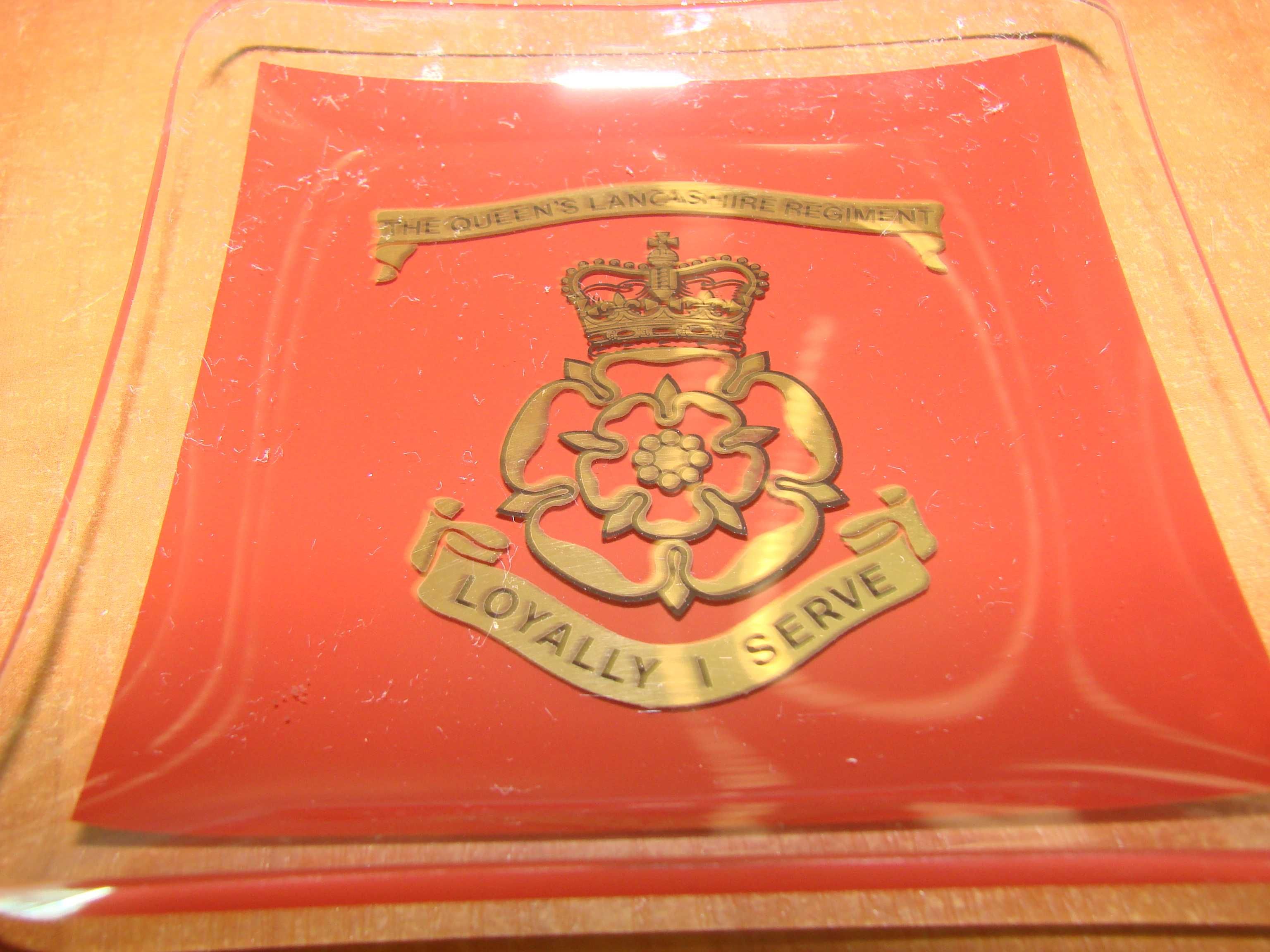 Pułk Królowej Lancashire szklany herbarz
