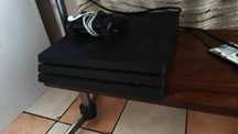 PlayStation 4 pro 1gb 8 gier