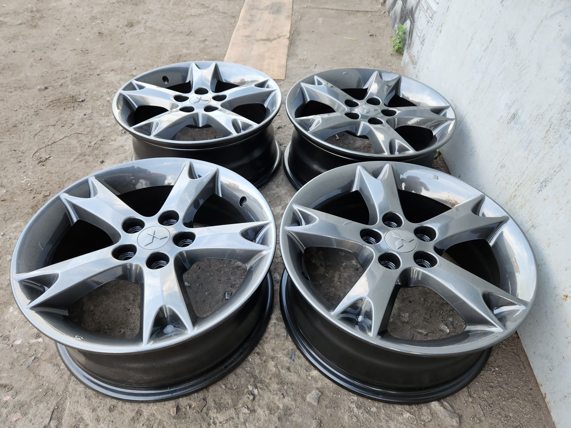 303*Продам оригінальні диски Mitsubishi r17 5×114.3 Outlander Asx Xl