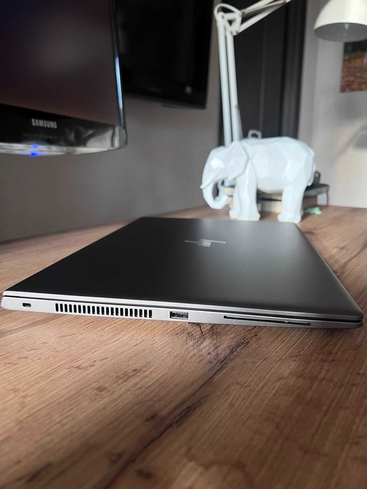 HP ZBook 15U G5 i7-8650U Radeon PRO WX 3100 16/512 GB