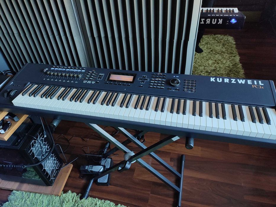 Kurzweil PC3x syntezator