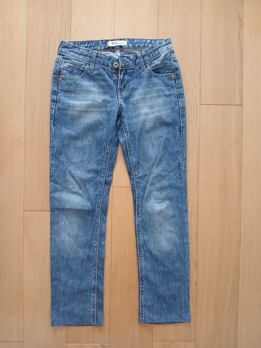 Jeansy damskie bootcut levis