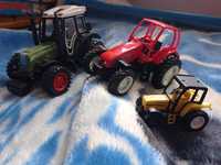 Zestaw trzech traktorów
