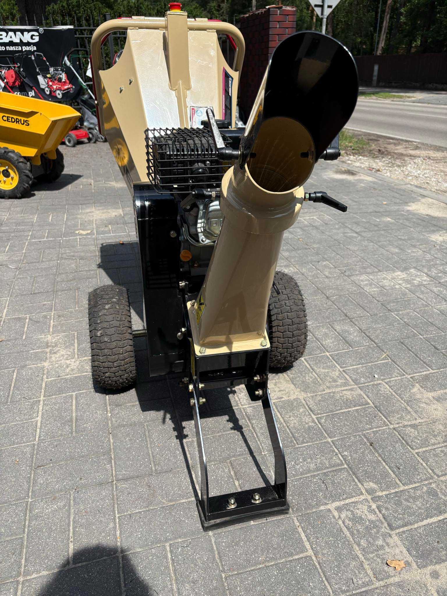 Rębak, rozdrabniacz spalinowy MEYER R10SL