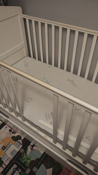 Łóżeczko/tapczan 140x70 + materac