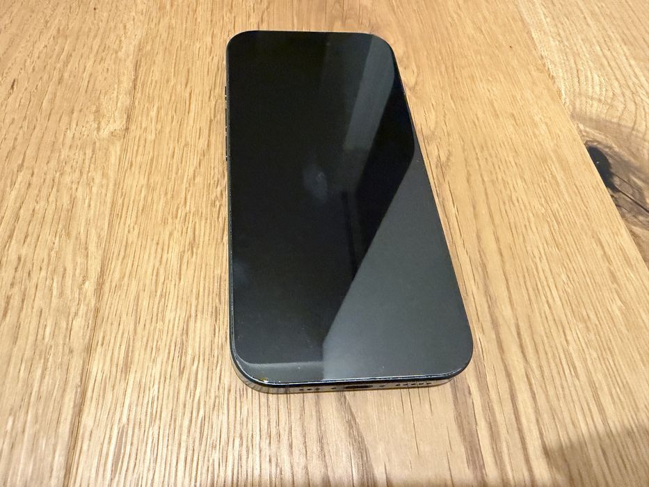 iPhone 16 Pro 256GB Preto