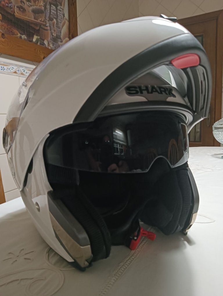 Capacete modular Shark