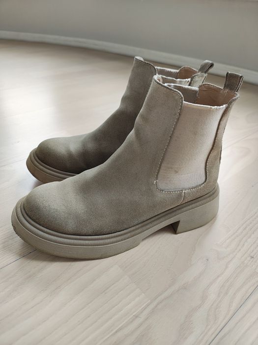 Чоботи челсі бежеві  37 розмір
