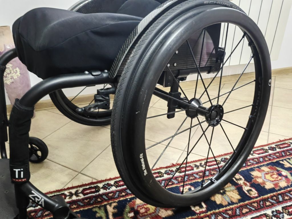 Wózek inwalidzki sportowy