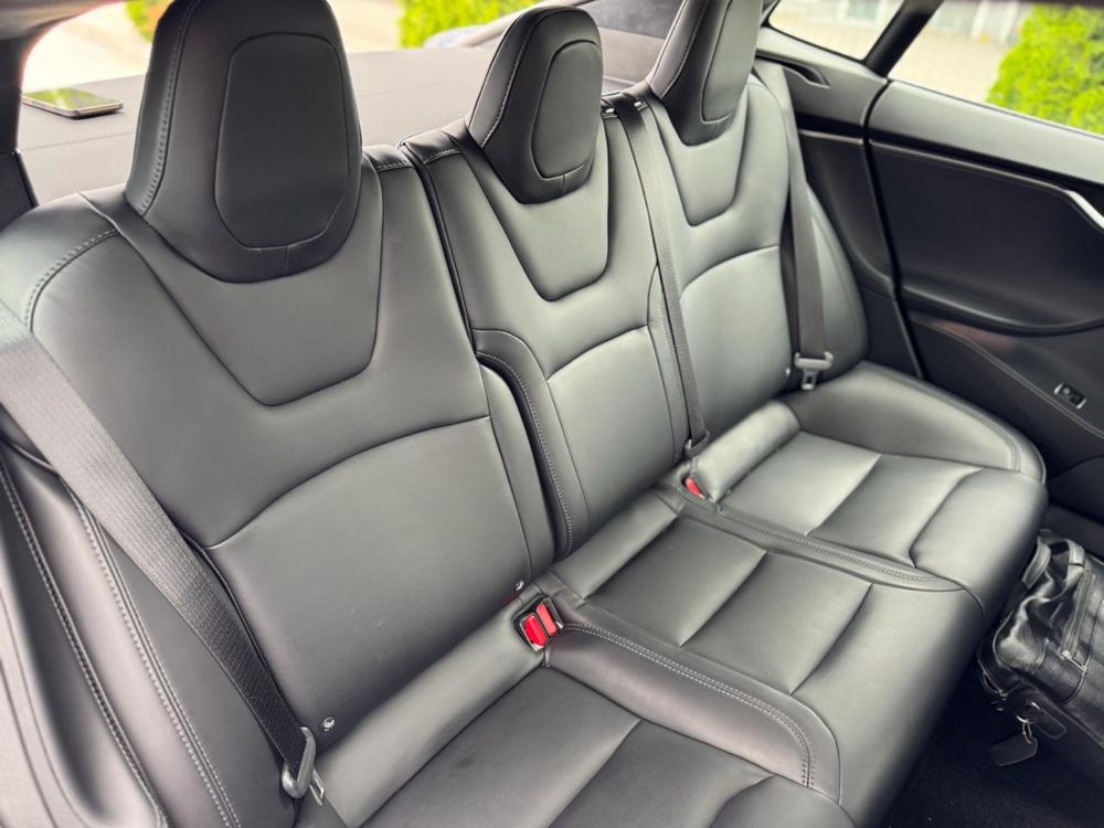 Tesla Model S 2021 Long Range Plus