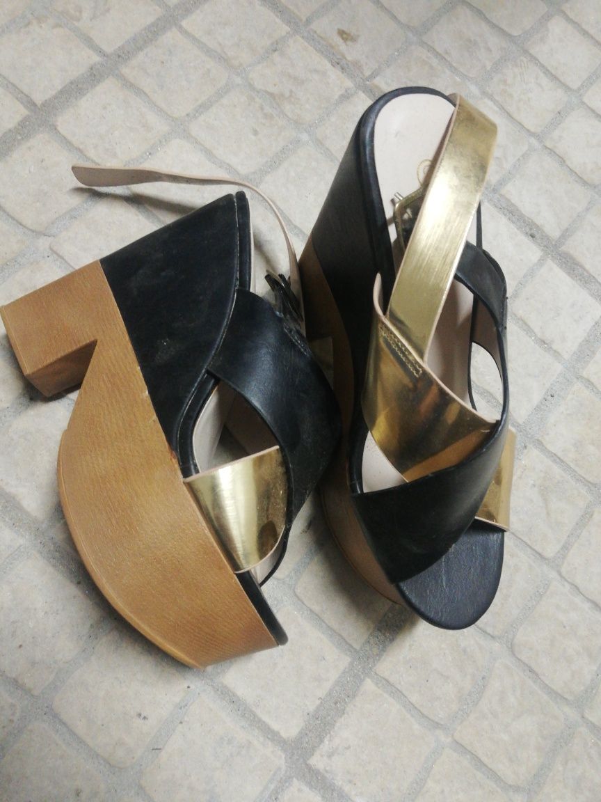 Sandálias Calçado Guimarães usadas 1x para casamento. Novas