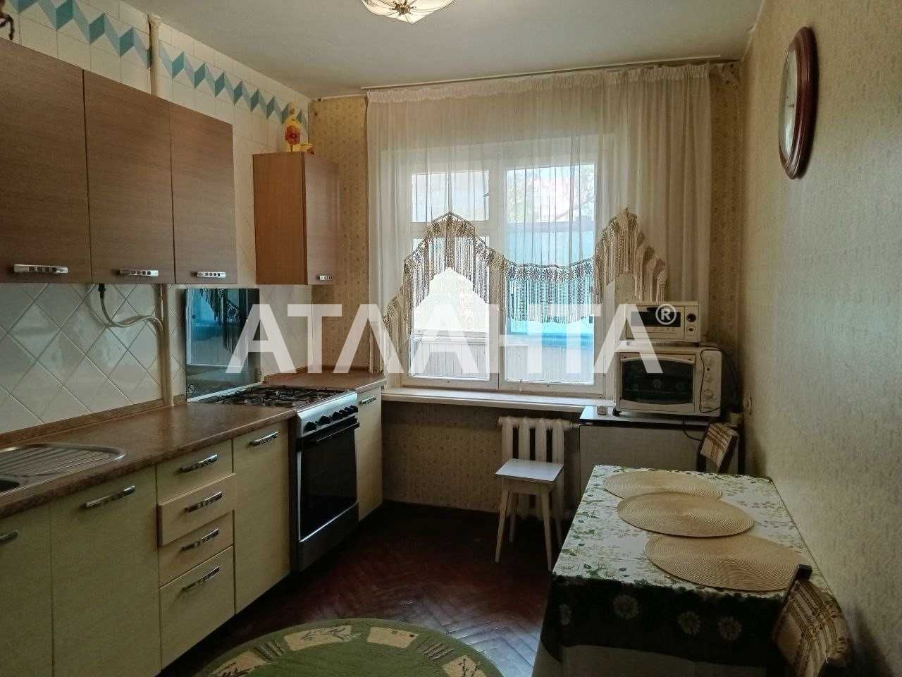 Продам 3-комнатную квартиру Средний этаж Центр Таирова Глушко