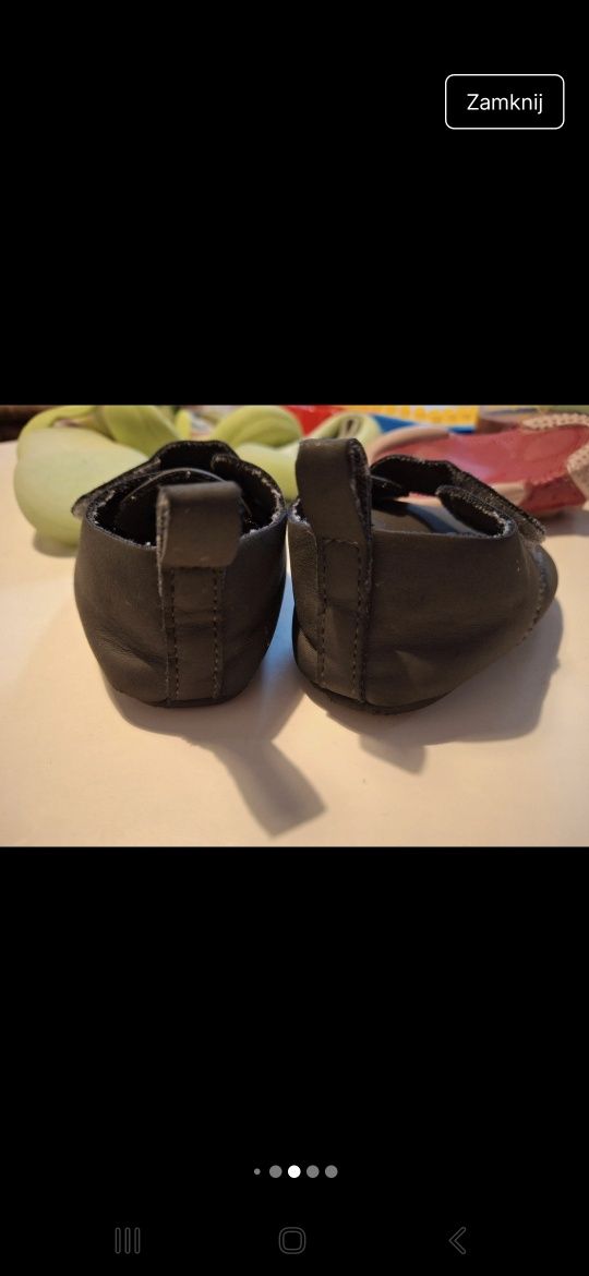 Szare buty dla dziewczynki r. 19