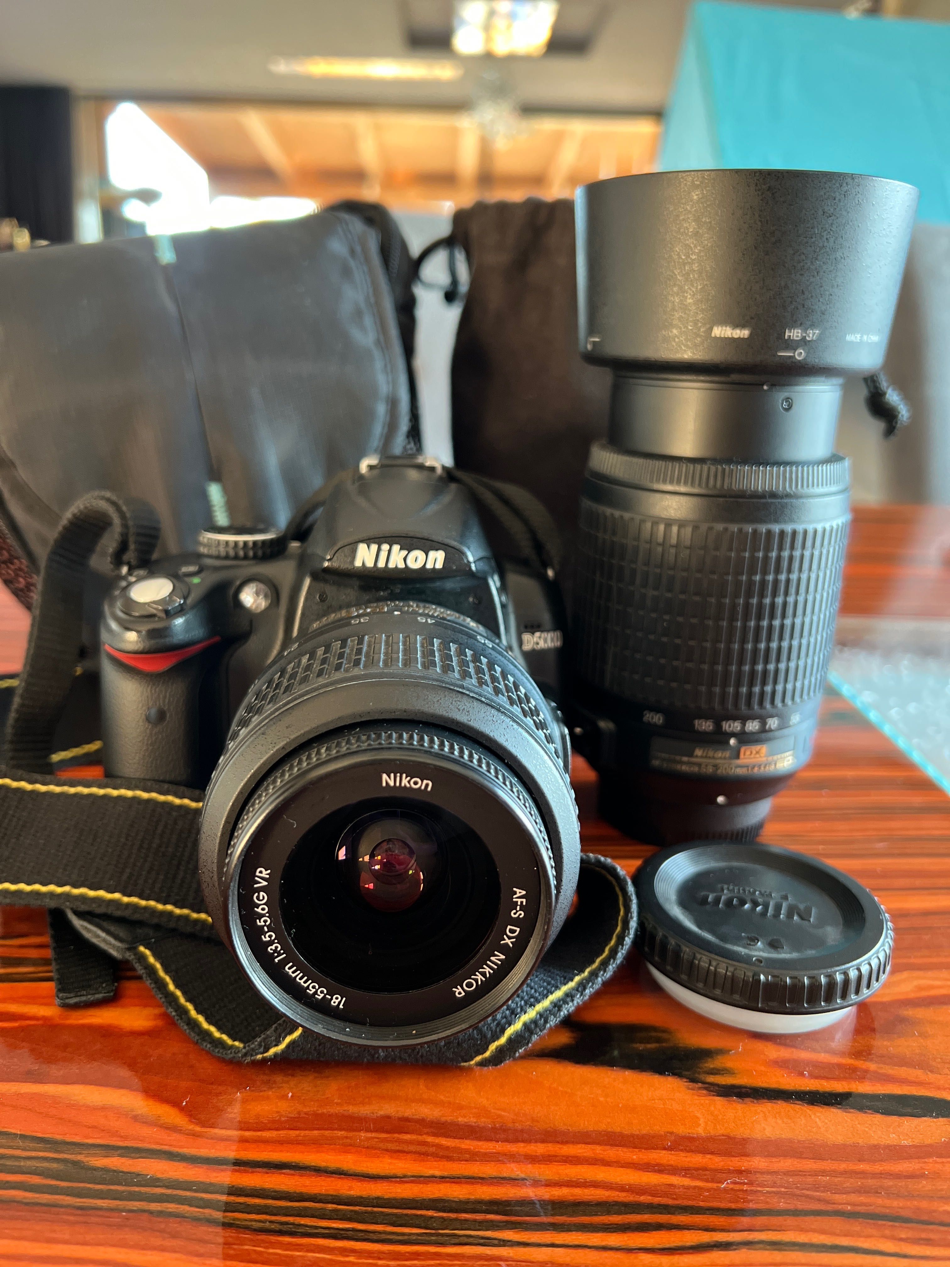 Lustrzanka aparat Nikon D5000 mały przebieg dwa obiektywy