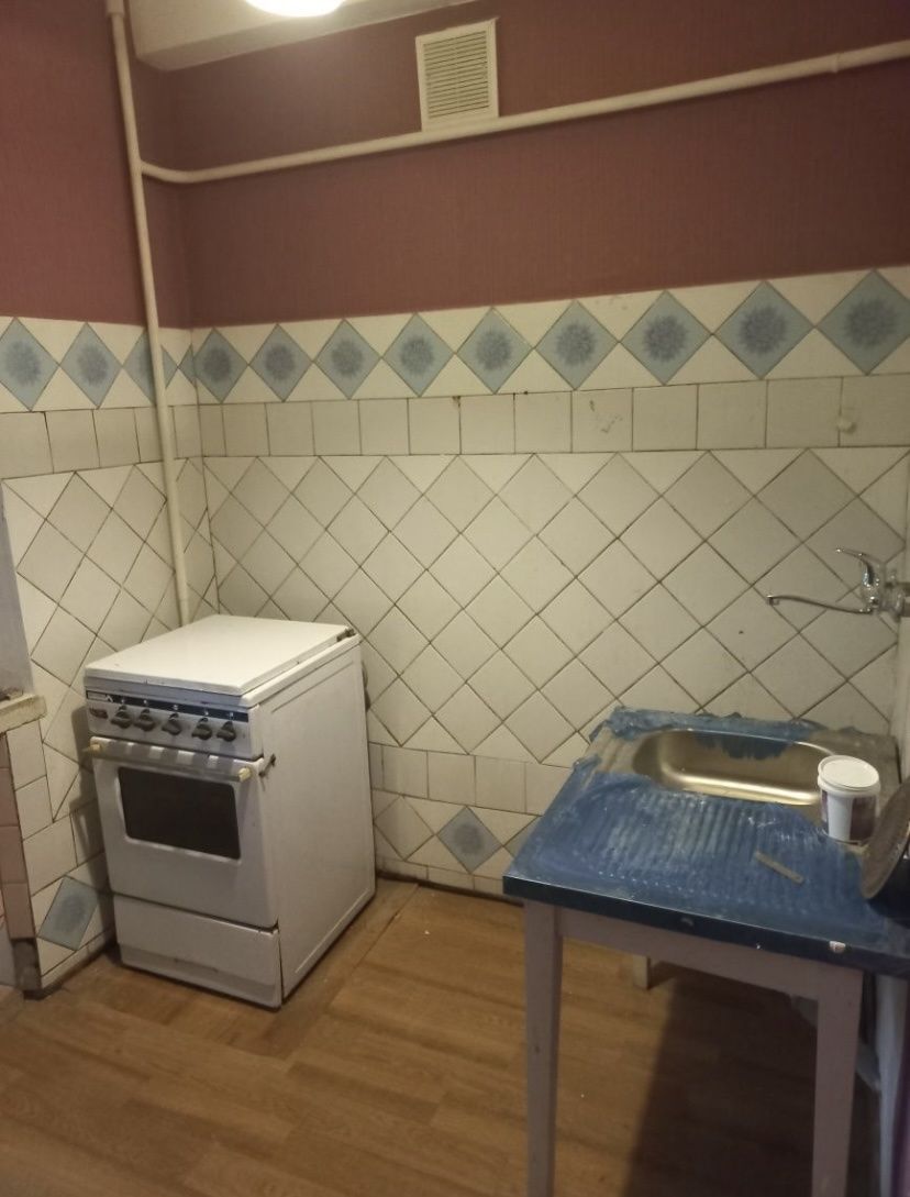 Продам 1 комнатную квартиру в районе Варуса.
