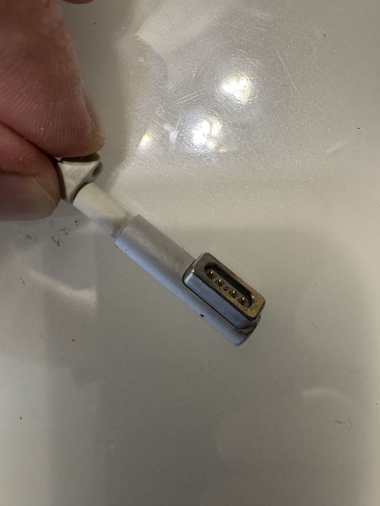 Magsafe 1 , блок питания для макбука