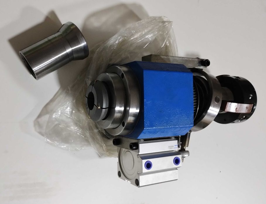 Поворотная ось с пневматическим зажимом заготовки  .