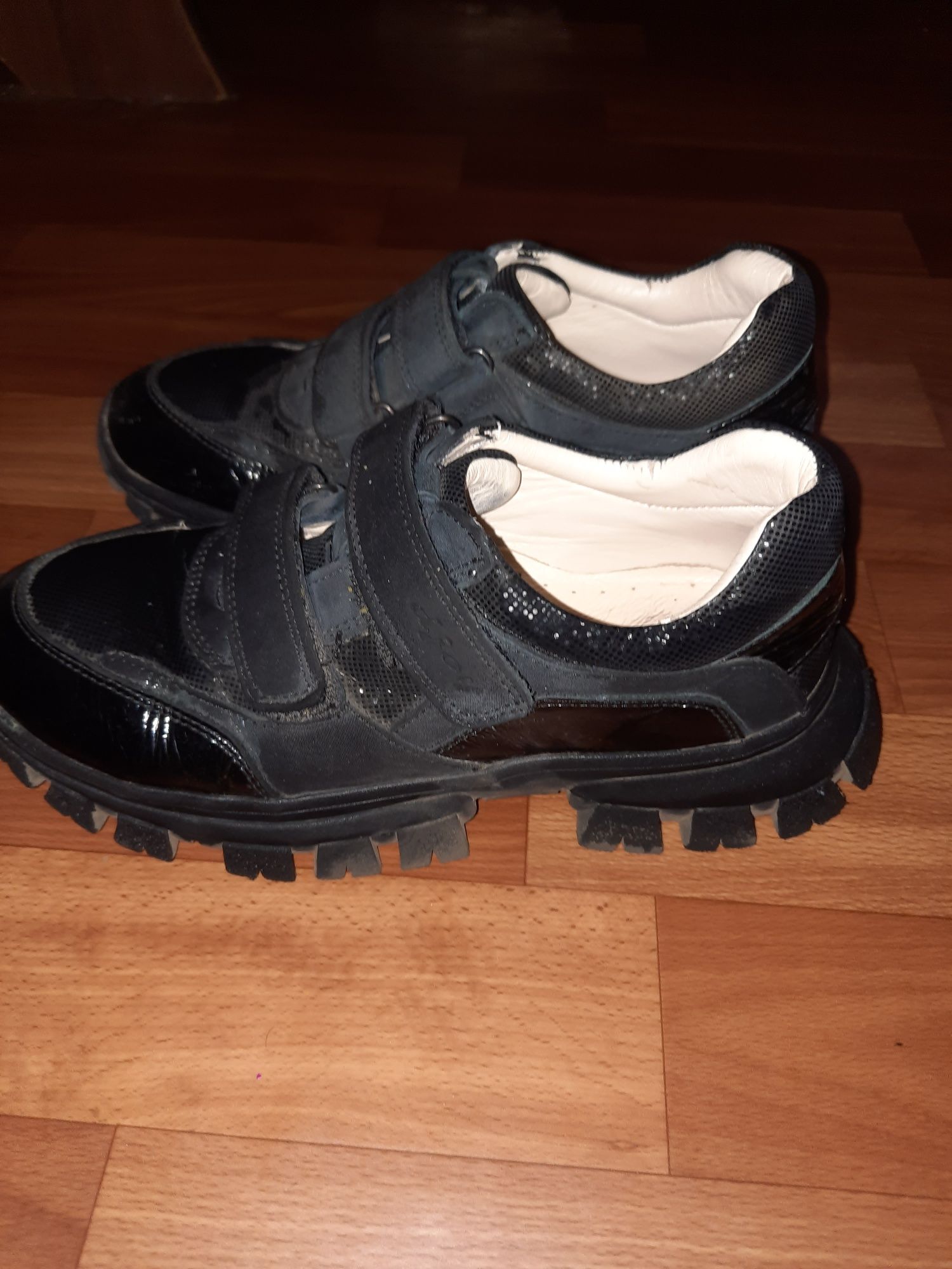 Ортопедичне взуття,туфлі для дівчинки фірма DJOY