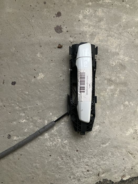 Ручка дверей права (передня) Audi — оригінал, б/в