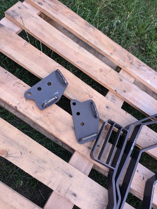 Кронштейн кріплення передніх крил МТЗ 80 МТЗ 82 крила передні МТЗ 80