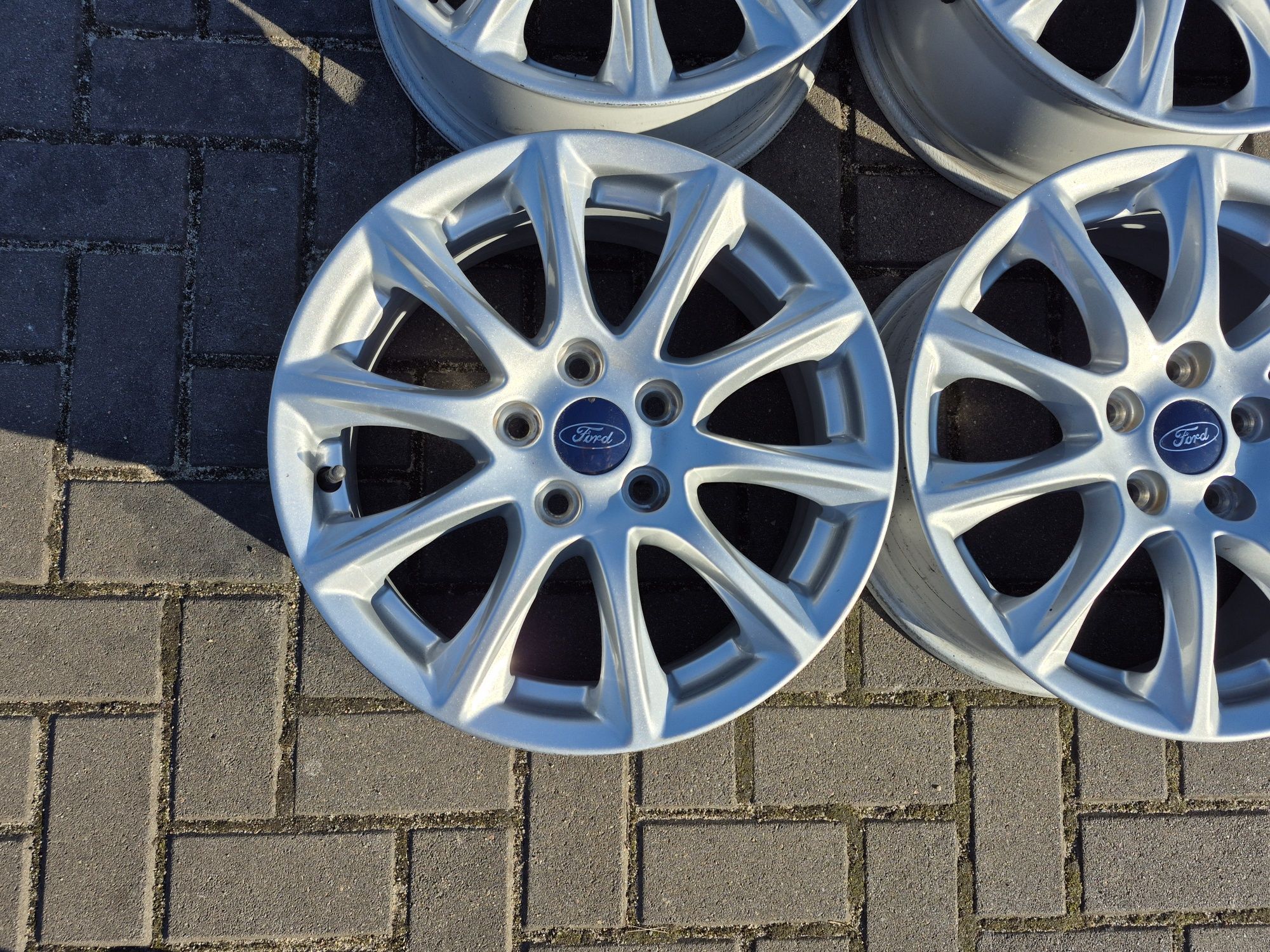 Felgi Alu z Czujniki Oryg FORD Focus C-Max Mondeo 5x108 16 Cali 6.5J