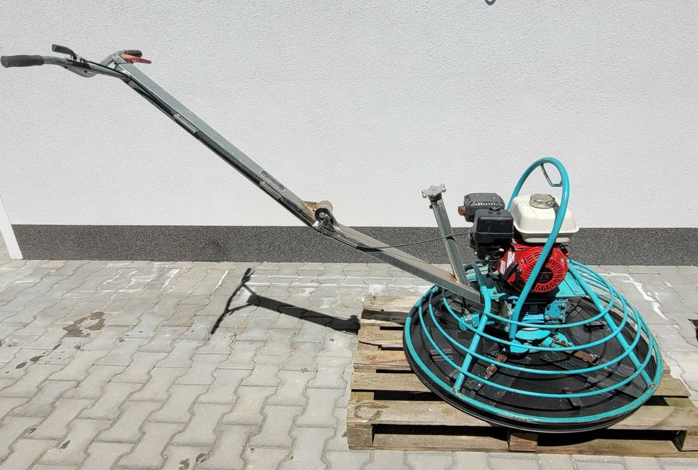 Zacieraczka ręczna do betonu Kreber K-436BS Honda GX200 średnica 900mm