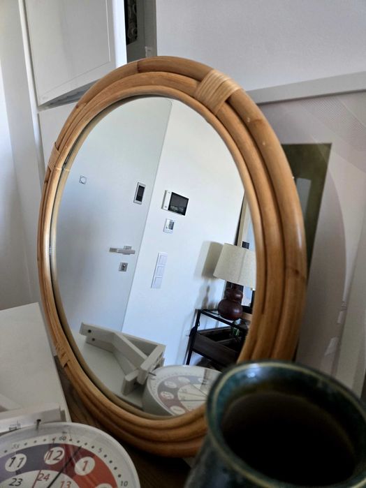 Espelho com 59 cms de diâmetro