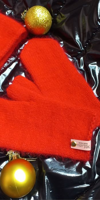 Шапочка і рукавички пухнасті , комплект