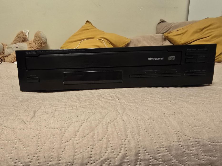 Zmieniarka CD Yamaha cdc 555