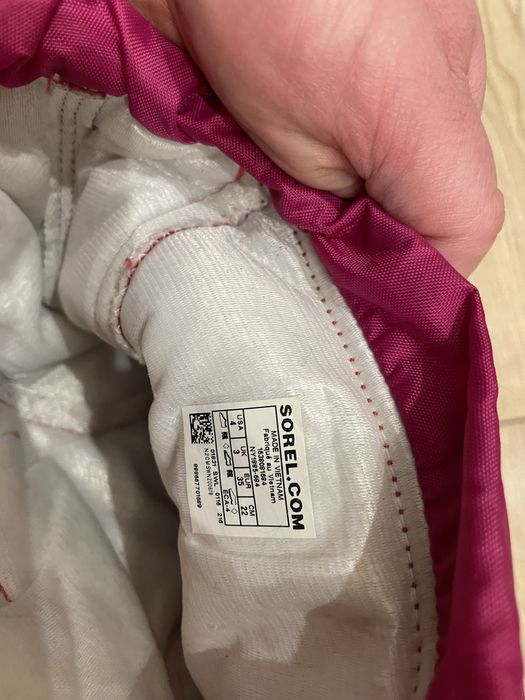 Zimowe buty sorel 35 śniegowce