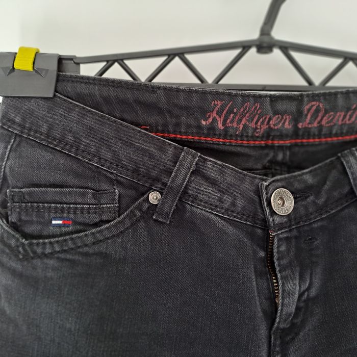 Czarne jeansy Hilfiger rozm.38