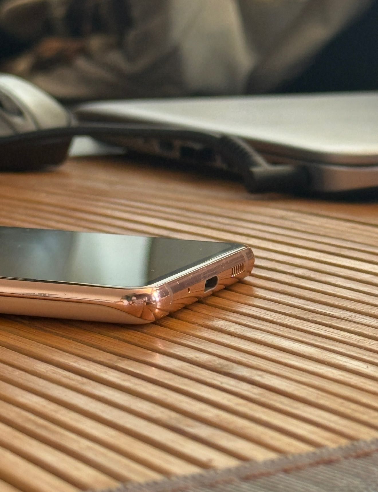 Samsung S20 FE - pomarańczowy