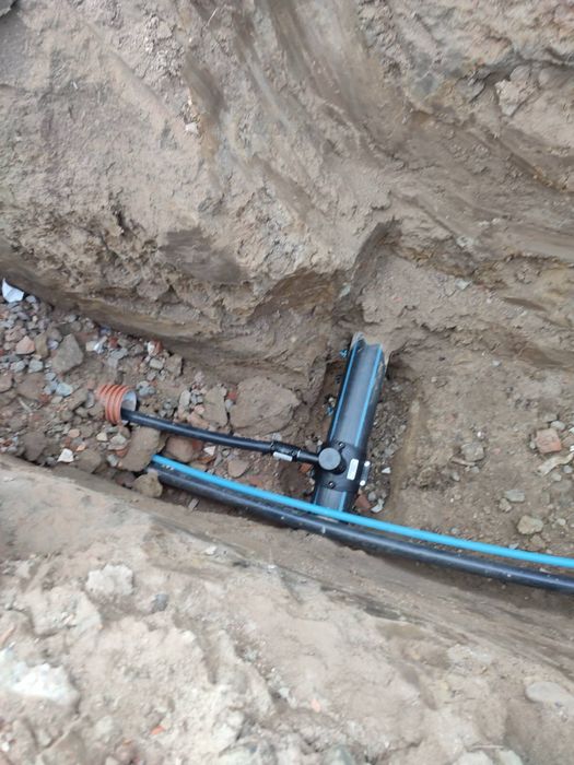 Пайка поліетиленових   труб газ,вода