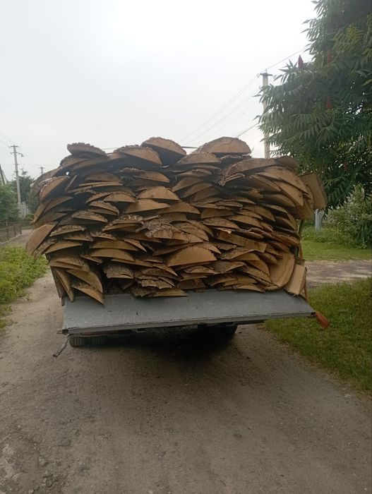 Дрова твердих порід дуб та ясен з доставкою швидко