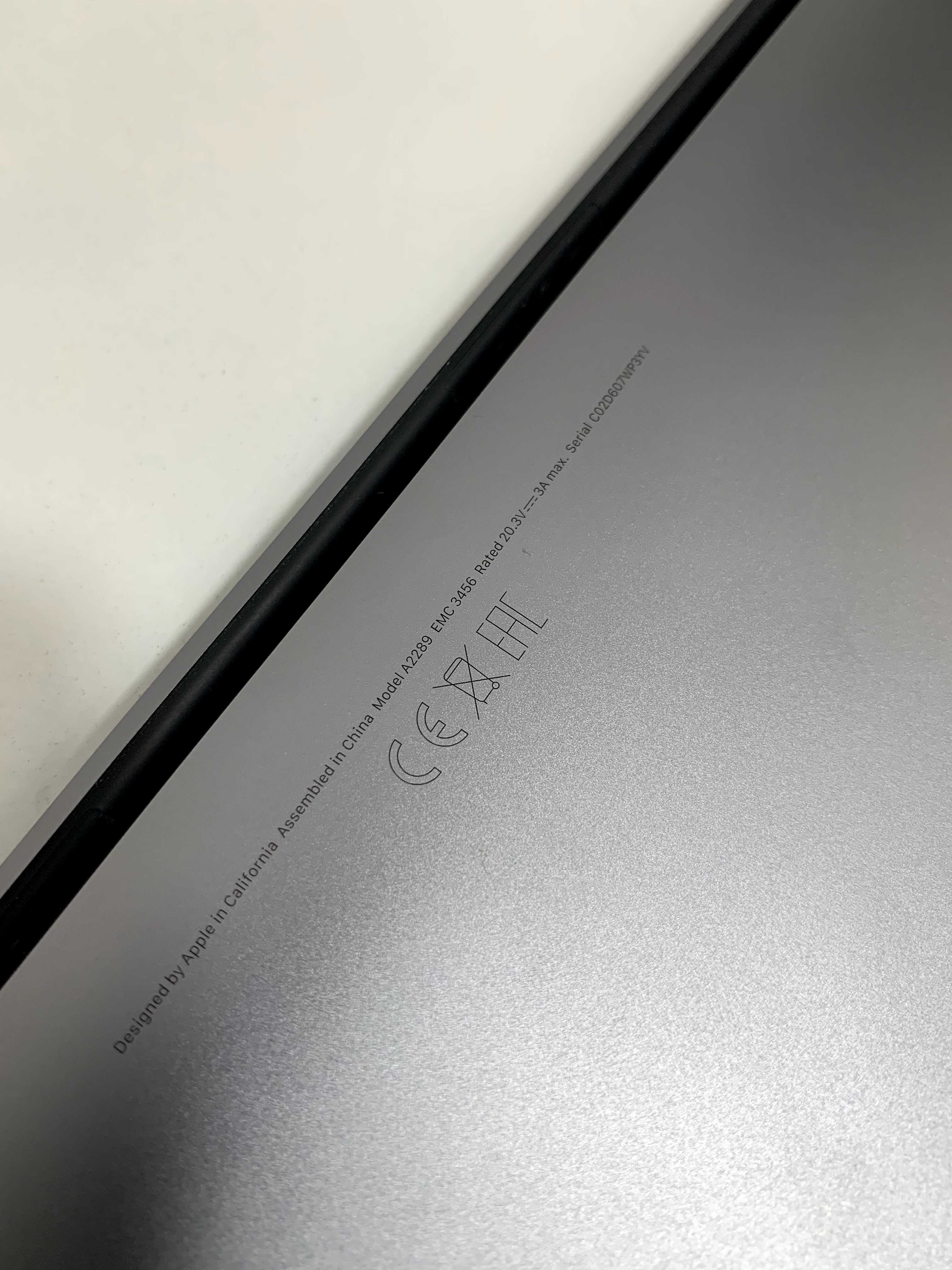 Laptop Apple MacBook Pro 13.3" 1.4 GHz/16GB RAM/256GB