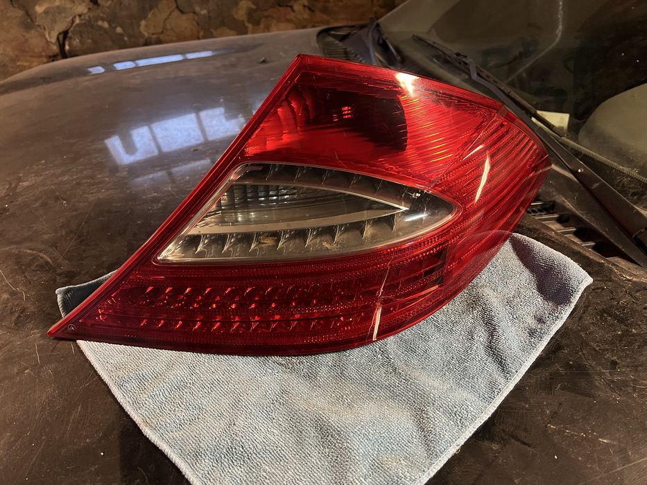 Lampa prawy tył Mercedes CLS W219 Lift