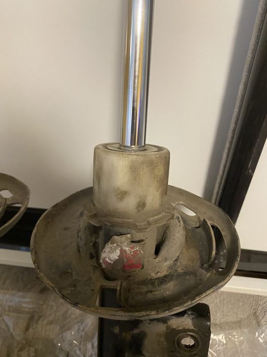 Амортизатори Стойки Mazda 3 bm bn оригінал Kayaba KYB 338087 338088